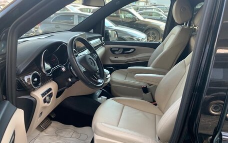 Mercedes-Benz V-Класс, 2018 год, 3 750 000 рублей, 11 фотография