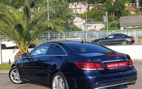 Mercedes-Benz E-Класс, 2014 год, 2 200 000 рублей, 4 фотография