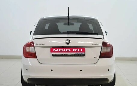 Skoda Rapid I, 2015 год, 1 050 000 рублей, 3 фотография