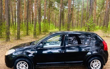 Renault Sandero I, 2011 год, 390 000 рублей, 2 фотография