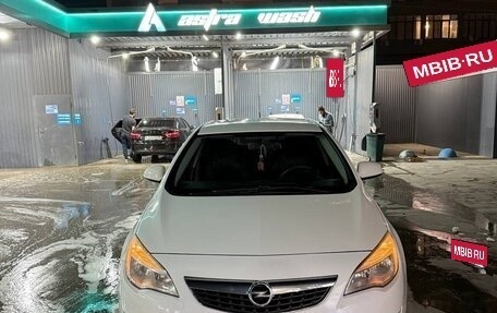 Opel Astra J, 2011 год, 800 000 рублей, 15 фотография