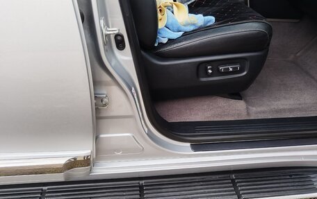 Toyota Land Cruiser 200, 2014 год, 5 500 000 рублей, 6 фотография