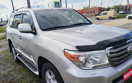 Toyota Land Cruiser 200, 2014 год, 5 500 000 рублей, 3 фотография
