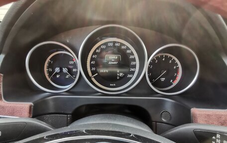 Mercedes-Benz E-Класс, 2014 год, 2 320 000 рублей, 3 фотография