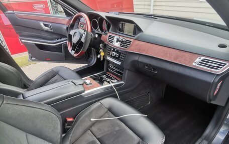 Mercedes-Benz E-Класс, 2014 год, 2 320 000 рублей, 7 фотография
