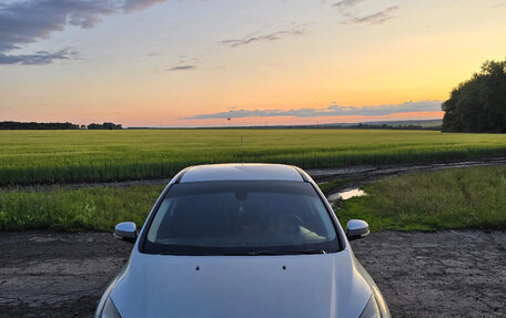 Ford Focus III, 2011 год, 800 000 рублей, 2 фотография