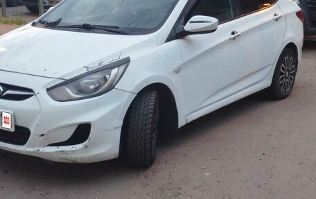 Hyundai Solaris II рестайлинг, 2013 год, 500 000 рублей, 7 фотография