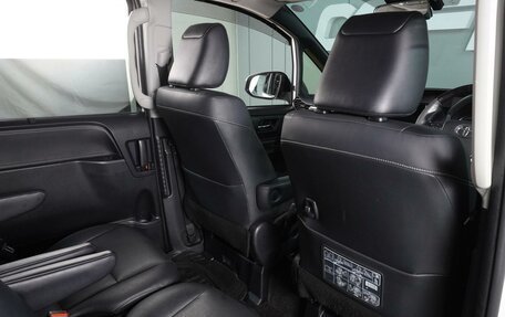 Toyota Esquire I, 2016 год, 2 169 000 рублей, 12 фотография
