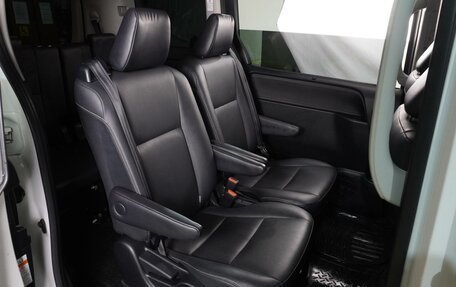 Toyota Esquire I, 2016 год, 2 169 000 рублей, 9 фотография