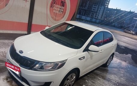 KIA Rio III рестайлинг, 2013 год, 2 000 000 рублей, 5 фотография