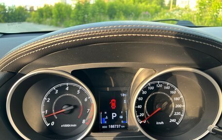 Mitsubishi Outlander III рестайлинг 3, 2011 год, 1 590 000 рублей, 9 фотография