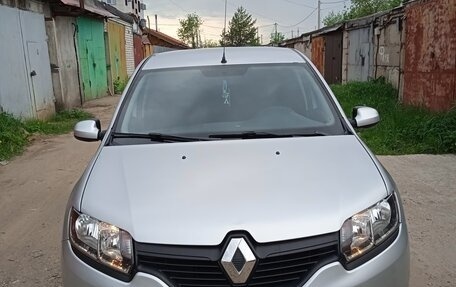 Renault Sandero II рестайлинг, 2015 год, 575 000 рублей, 12 фотография