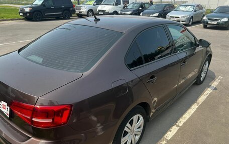 Volkswagen Jetta VI, 2015 год, 900 800 рублей, 3 фотография