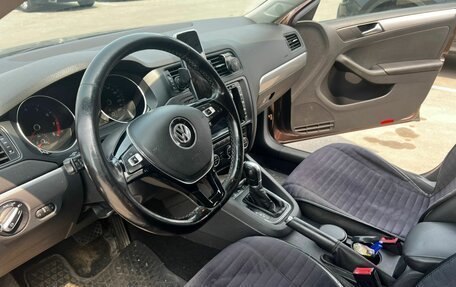 Volkswagen Jetta VI, 2015 год, 900 800 рублей, 12 фотография