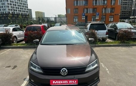 Volkswagen Jetta VI, 2015 год, 900 800 рублей, 4 фотография