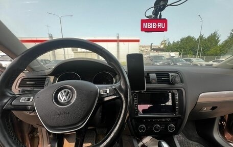 Volkswagen Jetta VI, 2015 год, 900 800 рублей, 11 фотография