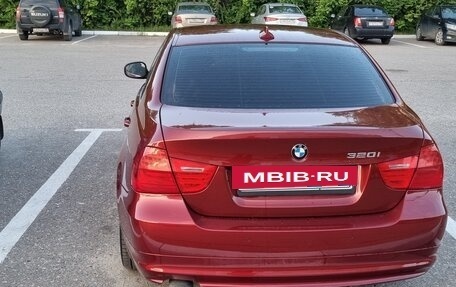 BMW 3 серия, 2011 год, 900 000 рублей, 6 фотография