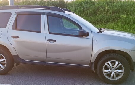 Renault Duster I рестайлинг, 2014 год, 920 000 рублей, 3 фотография