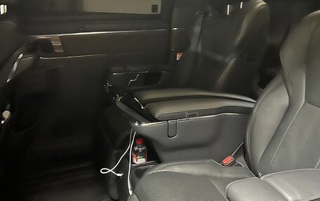 Toyota Alphard, 2024 год, 13 000 000 рублей, 5 фотография