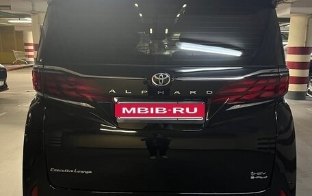 Toyota Alphard, 2024 год, 13 000 000 рублей, 7 фотография