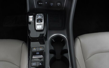 Hyundai Sonata VIII, 2019 год, 2 370 000 рублей, 17 фотография