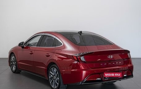 Hyundai Sonata VIII, 2019 год, 2 370 000 рублей, 2 фотография