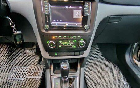 Skoda Yeti I рестайлинг, 2016 год, 1 150 000 рублей, 11 фотография