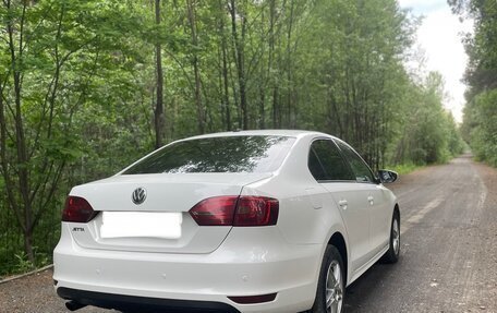 Volkswagen Jetta VI, 2013 год, 1 050 000 рублей, 6 фотография