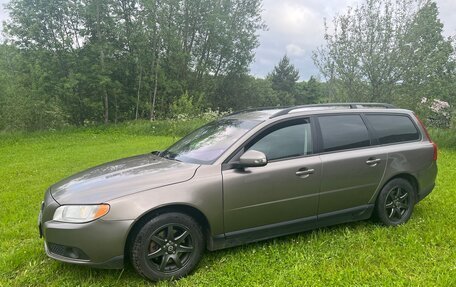 Volvo V70 III рестайлинг, 2008 год, 1 190 000 рублей, 2 фотография