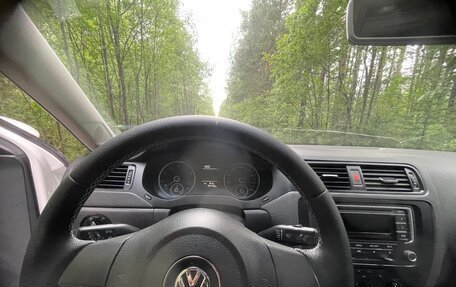 Volkswagen Jetta VI, 2013 год, 1 050 000 рублей, 13 фотография
