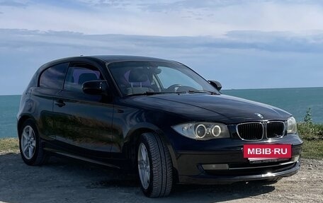 BMW 1 серия, 2011 год, 895 000 рублей, 4 фотография