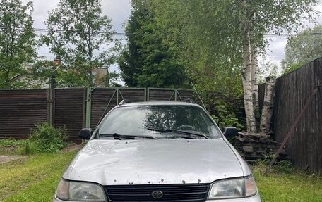 Toyota Carina E, 1997 год, 285 000 рублей, 2 фотография
