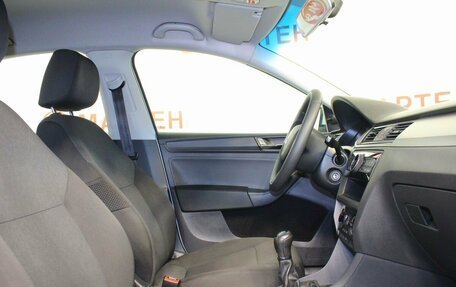 Skoda Rapid I, 2018 год, 1 065 000 рублей, 10 фотография