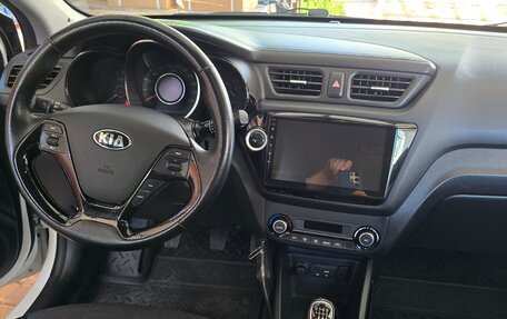 KIA Rio III рестайлинг, 2017 год, 1 350 000 рублей, 10 фотография