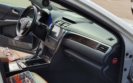 Toyota Camry, 2016 год, 2 500 000 рублей, 7 фотография
