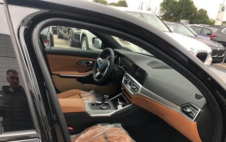 BMW 3 серия, 2020 год, 3 900 000 рублей, 10 фотография