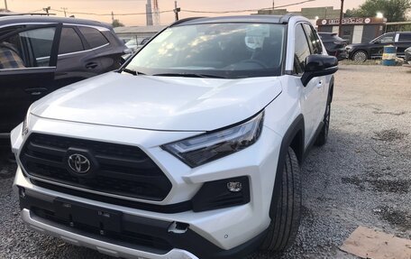 Toyota RAV4, 2025 год, 3 570 000 рублей, 2 фотография