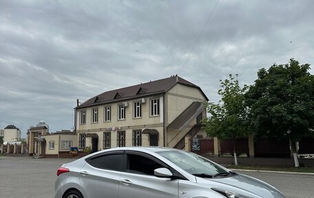 Hyundai Elantra V, 2011 год, 699 000 рублей, 4 фотография