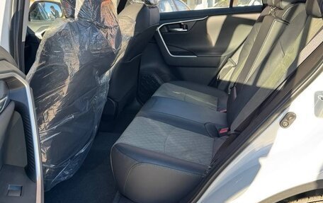 Toyota RAV4, 2025 год, 3 570 000 рублей, 5 фотография