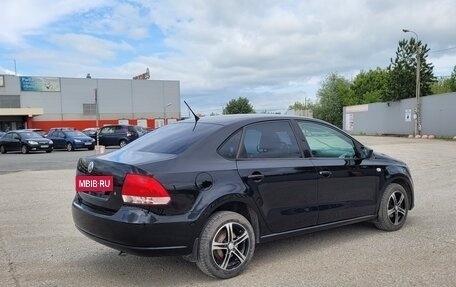 Volkswagen Polo VI (EU Market), 2013 год, 830 000 рублей, 2 фотография