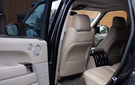 Land Rover Range Rover IV рестайлинг, 2015 год, 4 350 000 рублей, 15 фотография