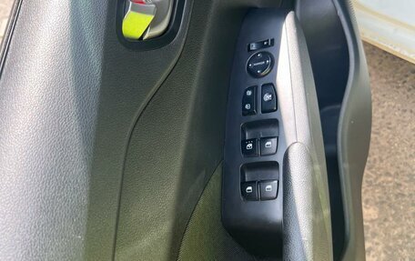 Hyundai Solaris II рестайлинг, 2019 год, 1 130 000 рублей, 7 фотография