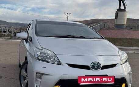 Toyota Prius, 2009 год, 1 090 000 рублей, 2 фотография
