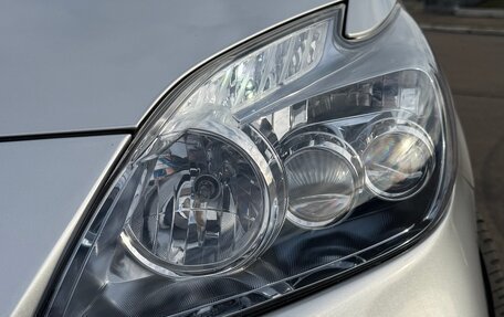 Toyota Prius, 2009 год, 1 090 000 рублей, 24 фотография
