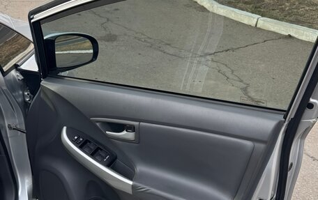 Toyota Prius, 2009 год, 1 090 000 рублей, 25 фотография