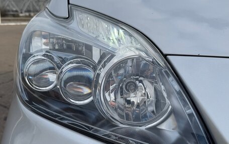 Toyota Prius, 2009 год, 1 090 000 рублей, 23 фотография