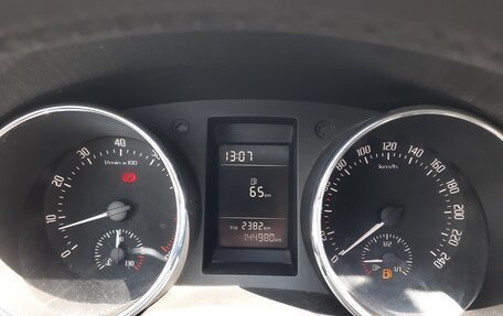 Skoda Yeti I рестайлинг, 2012 год, 795 000 рублей, 17 фотография