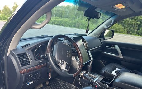 Toyota Land Cruiser 200, 2013 год, 4 200 000 рублей, 6 фотография