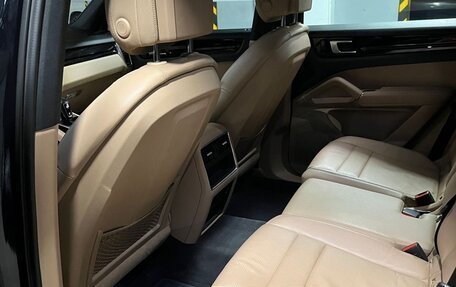 Porsche Cayenne III, 2018 год, 4 999 999 рублей, 14 фотография