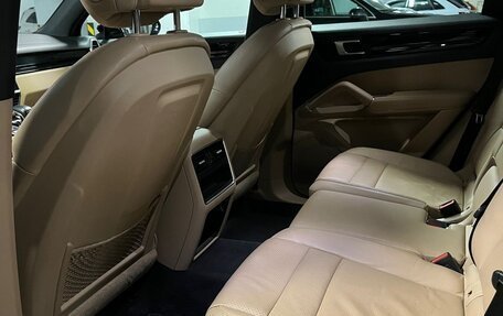 Porsche Cayenne III, 2018 год, 4 999 999 рублей, 19 фотография
